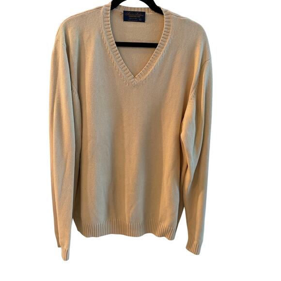 Brooks Brothers Other - Brooks Brothers Men's Yellow V-Neck Cotton Sweater Size L